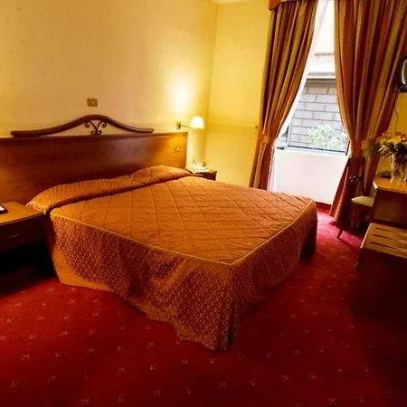 Virgilio Hotel 3*