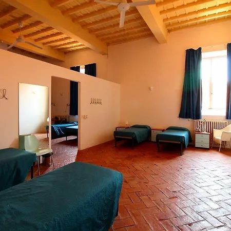 Orsa Maggiore For Women Only Albergue Roma