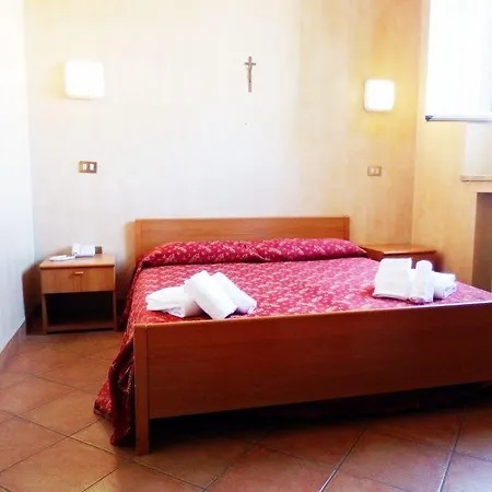 Casa Per Ferie Santa Maria Alle Fornaci 3* Rome