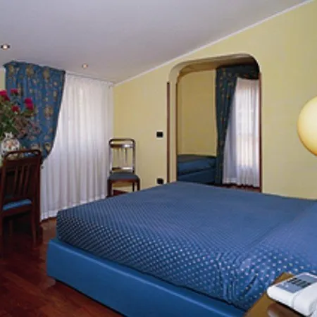 Centro Hotel 3*