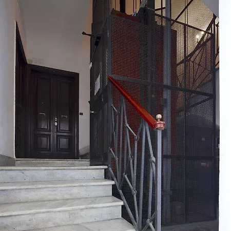 Ht N°9 Colosseo Maison d'hôtes