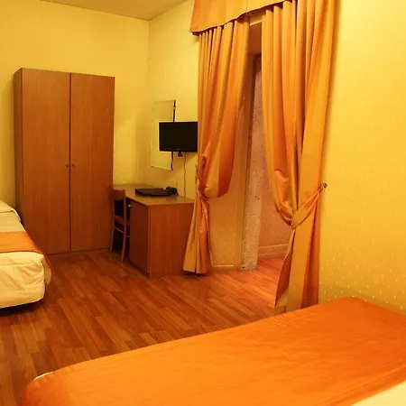 Flower Garden Otel Roma