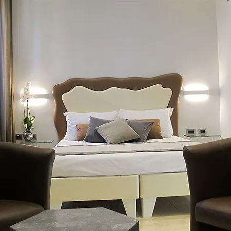Pantheon Caesar Relais 2* Řím