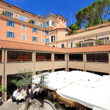Piazzetta Margutta - My Extra *