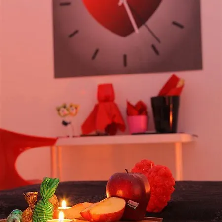 Chroma Italy - Ena Bed & Breakfast Rome