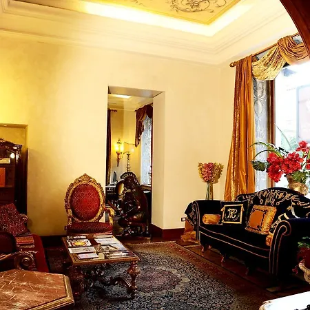 Romanico Palace Luxury & Hotel Rome