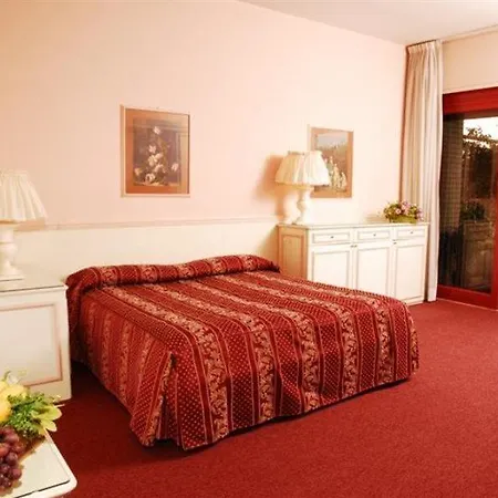 Lägenhetshotell Adagio Vatican 4*