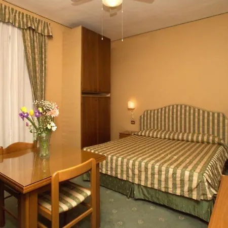 Hotel Ponte Bianco Rome