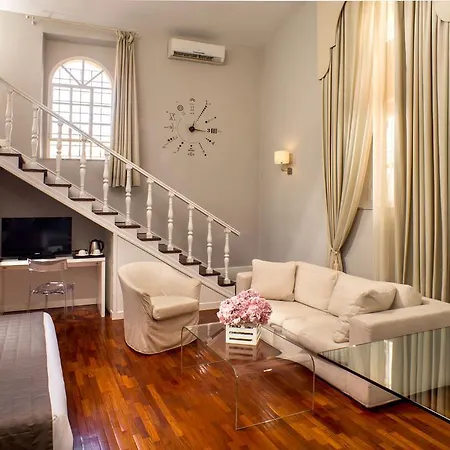 Guest house Les Fleurs Luxury House 3*