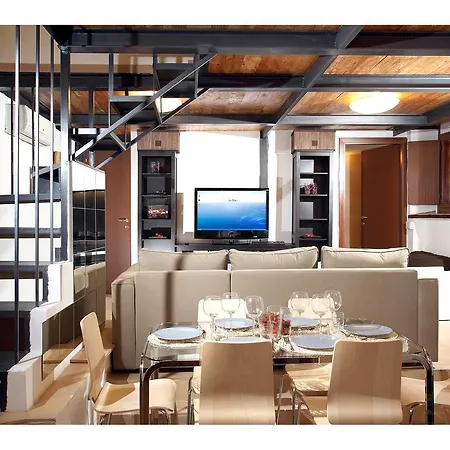 Luxury - Vicolo Palle