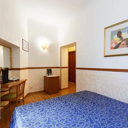 Paris Hotel