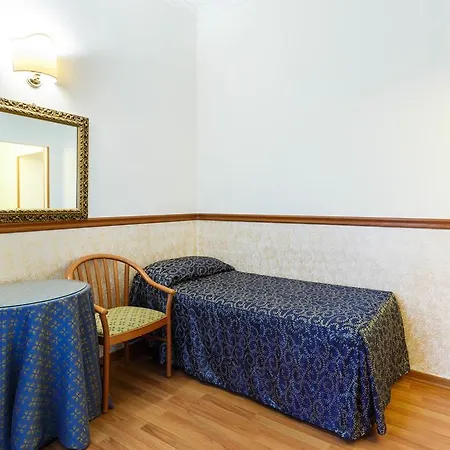 Paris Hotel