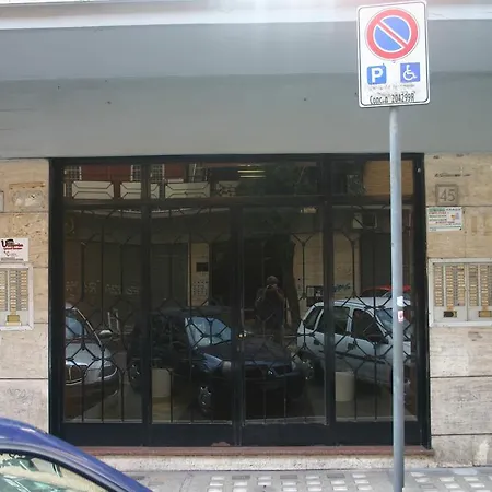 Vittoria Guest house