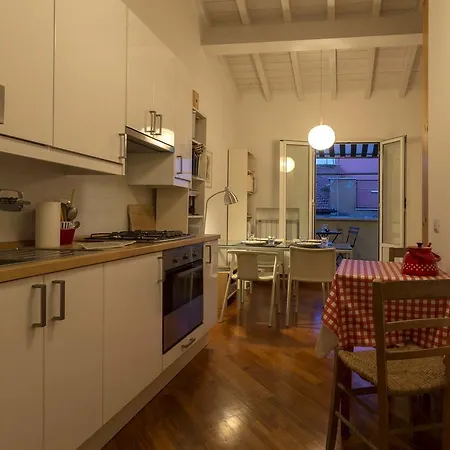 Vatican Attic With Terrace Apartment *