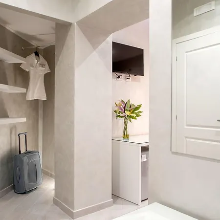 Guest house Frattina Grand Suite Guesthouse 3*