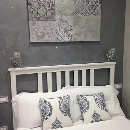 Guest house Frattina Grand Suite Guesthouse 3*