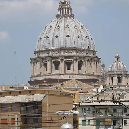 Casa Vacanze Ferrari Al Vaticano *