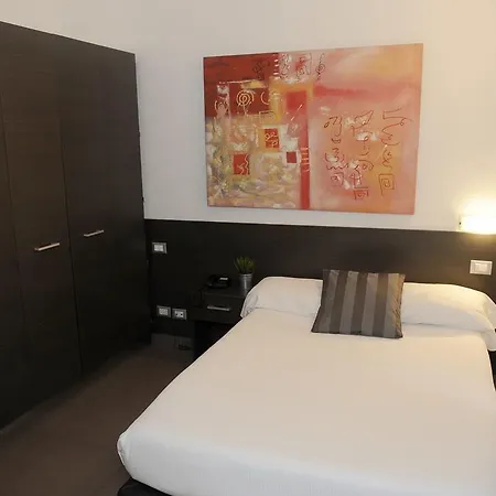 Hotel Place 2*
