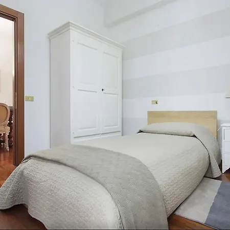 Apartment Holidays Banchi Nuovi *