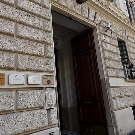 Domus Clara 3* Roma
