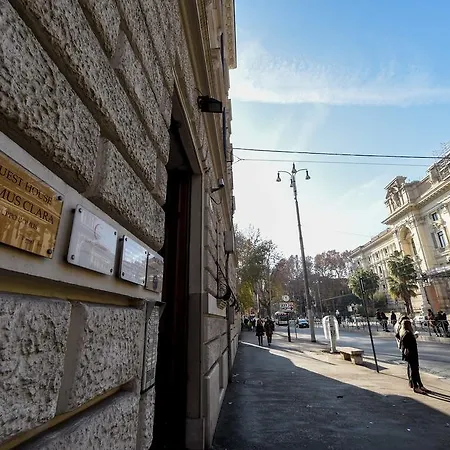 Domus Clara 3*