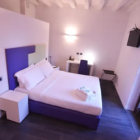 Hotel De Rome