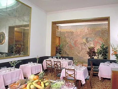 San Giorgio 4* Rome