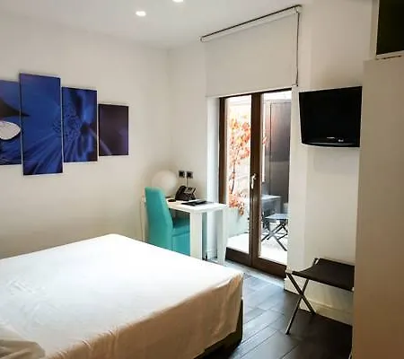 Hotel De 3*