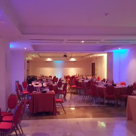 Hotel Cardinal St. Peter