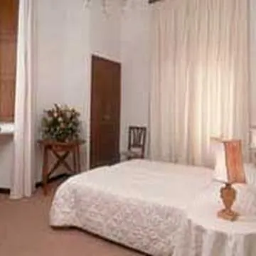 Columbia 3* Rom