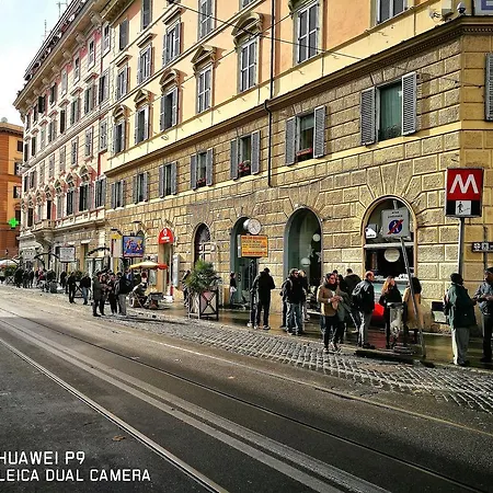 Apartment Centrale San Pietro *