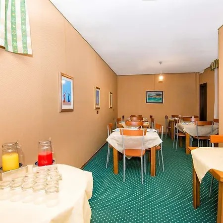 Ponte Bianco Hotel Rome