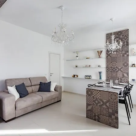 Apartment The Royal Crown