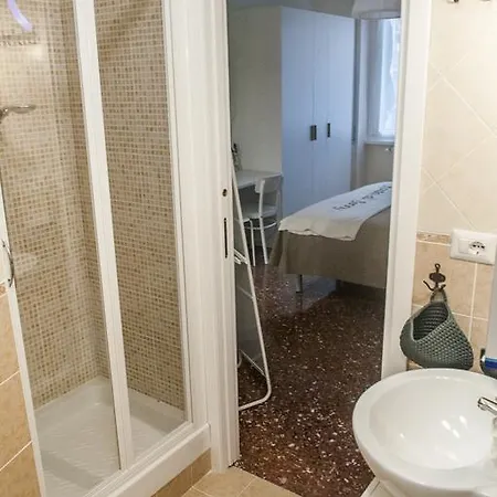 A Casa Di Benny Konukevi Roma