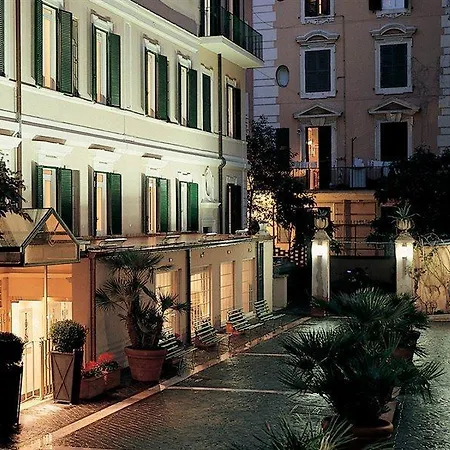 Glori Hotel 4*