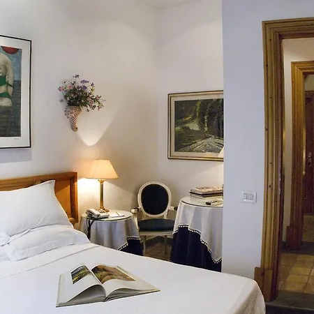Cairoli Hotel