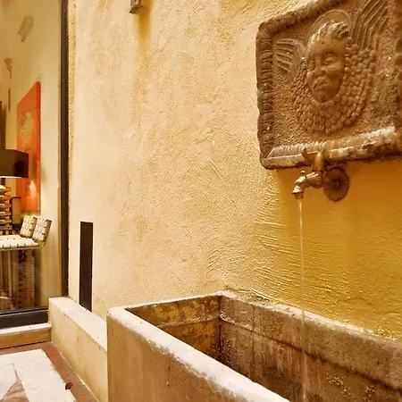 Aparthotel Navona Luxury Rome