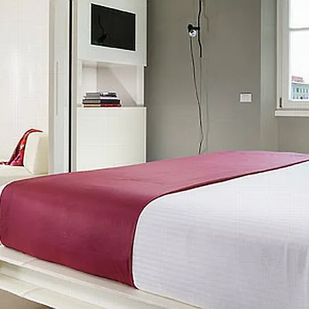 Hotel Palazzo Montemartini Rome, A Radisson Collection Rome
