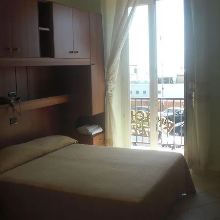 Hotel La Caravella 3*