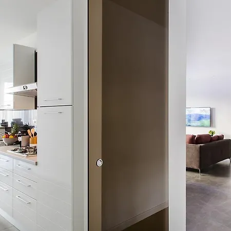 60 Apartment *