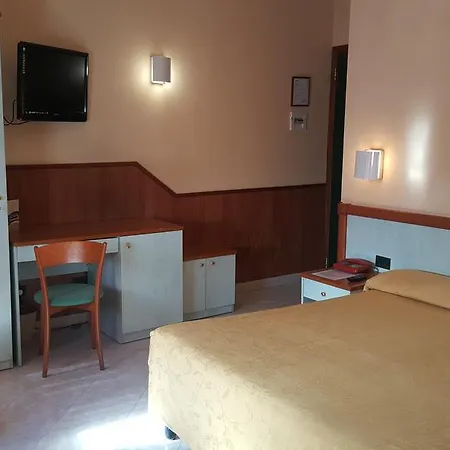 Laurence Hotel
