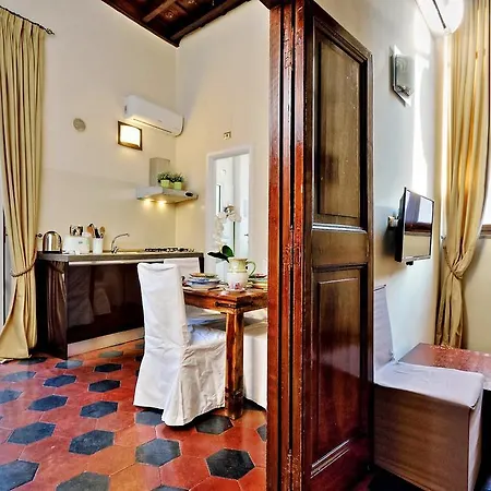 H&h Apartment *