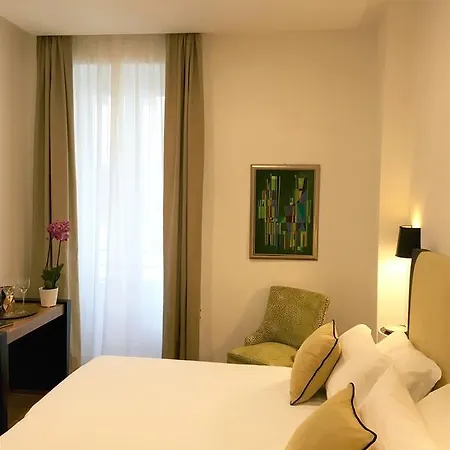 900 Piazza Del Popolo Bed & Breakfast 3*