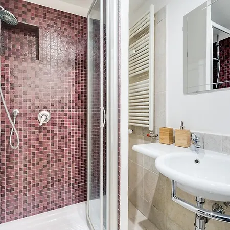 San Cosimato House Apartment Rome