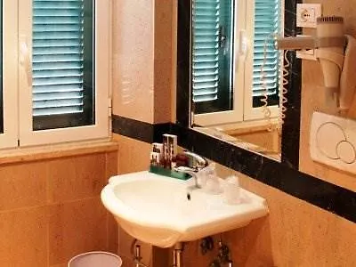 Boutique Trevi Hotell Rom