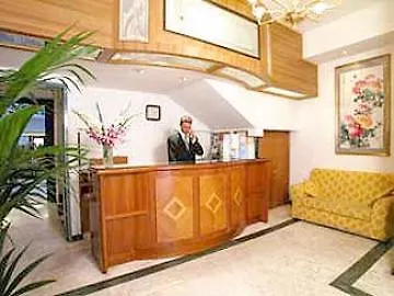 Otel Flower Garden