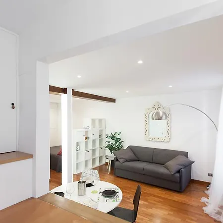Appartement Urbana Lodge, Monti