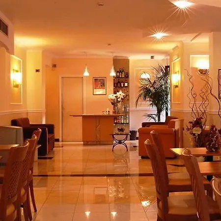Executive Hotel