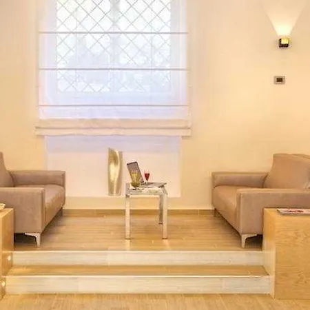 Occidental Aurelia Hotel