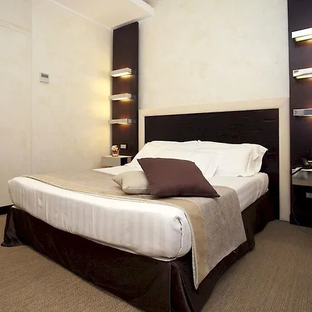 Les Fleurs Luxury House 3* Rome